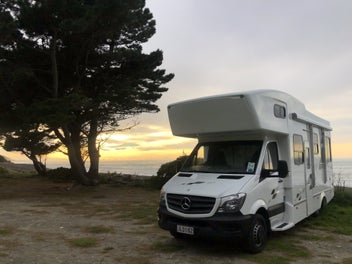 2015 Kea Horizon M721 – 6 Berth – Mercedes-Benz photo 1