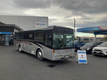 1994 Nissan Diesel Motorhome (CHC)