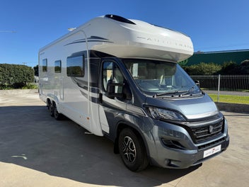 Auto-Trail Frontier Comanche photo 2