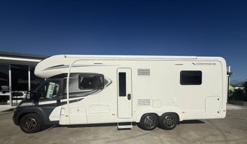 2025 Auto-Trail Frontier Comanche photo 2