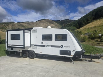 2022 Regent Cruiser RCC220 Caravan photo 2