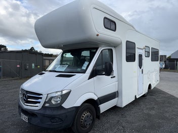 2016 Mercedes Benz Sprinter (Pacific Horizon)