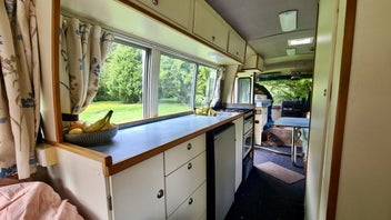Nissan Civilian 7m House Bus photo 2