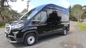 3 berth LDV Deliver 9 Biggest photo 2