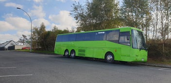 1986 Hino Bus Motorhome with 4m car space in rear photo 2