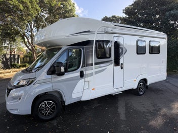 Auto-Trail Imala 730 2 berth photo 1
