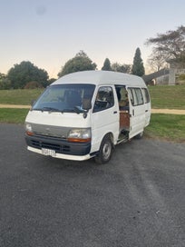 1996 Toyota hiace campervan photo 1