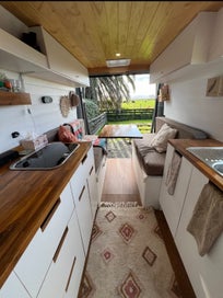 2011 Fiat Ducato MWB High Roof Custom Campervan photo 1