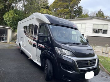 2017 Swift Bolero 724FB photo 2