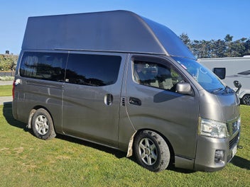Motor homes up to 5mt photo 2