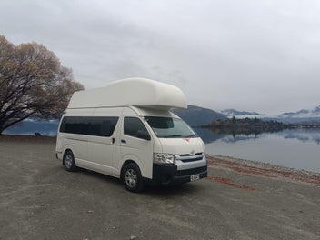 Toyota Hiace Campervan 4 Berth