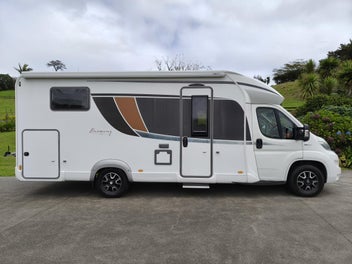 Burstner 2019 Lyseo T734 photo 2