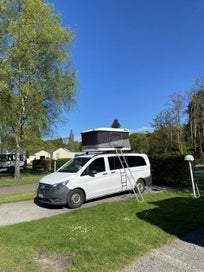 Camper Van Mercedes Low KMs photo 2
