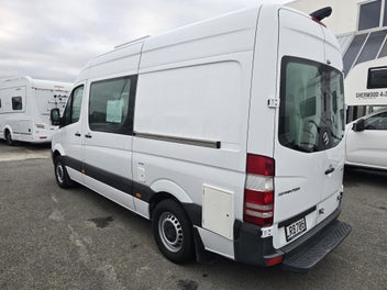 2018 Mercedes-Benz Sprinter 5.9m Campervan photo 2