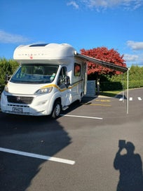 AutoTrail Tribute T615 2016 Auto 58,665kms 2 Berth photo 2