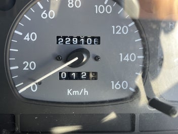 2001 Mercedes Benz MB140 photo 2