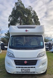 2017 Burstner Lyseo T690G photo 2