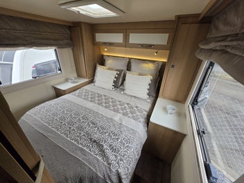 2016 Ci Motorhomes MAGIS 66P photo 2