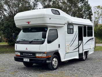 2004 Mitsubishi Canter